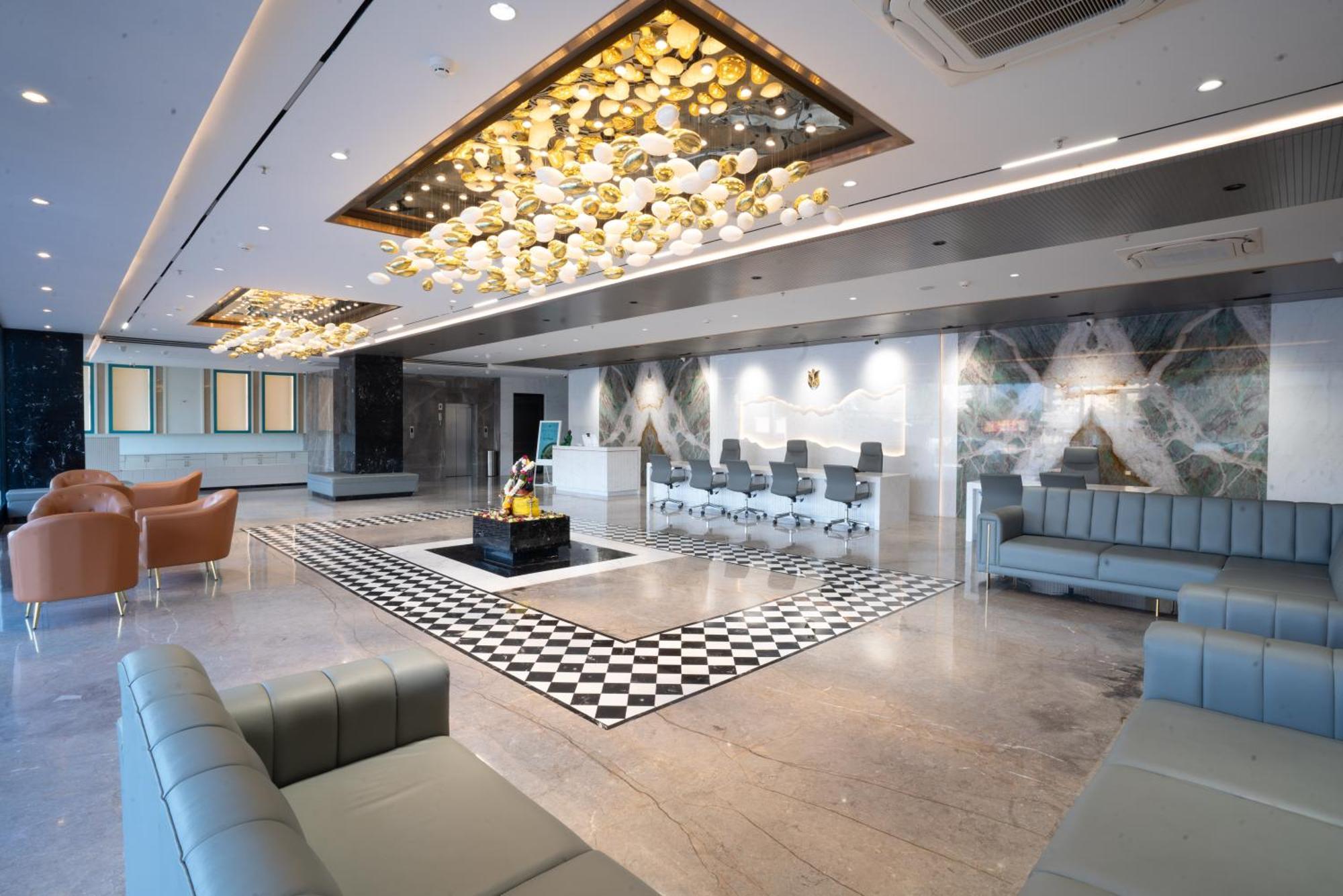 Hotel Tulips Grand Хидерабад Екстериор снимка